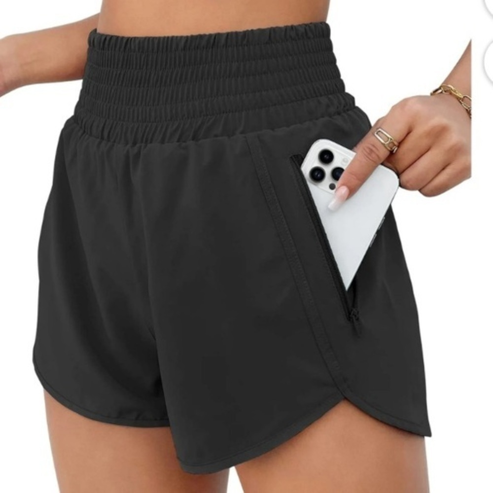 NWT Women’s Athletic Shorts High Waisted Running Gym Shorts with Pockets size M
